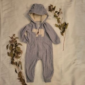 Baby boy 18 month Carter's romper 💙